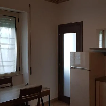 San Lorenzo Appartments アパート テンピオ・パウザーニア